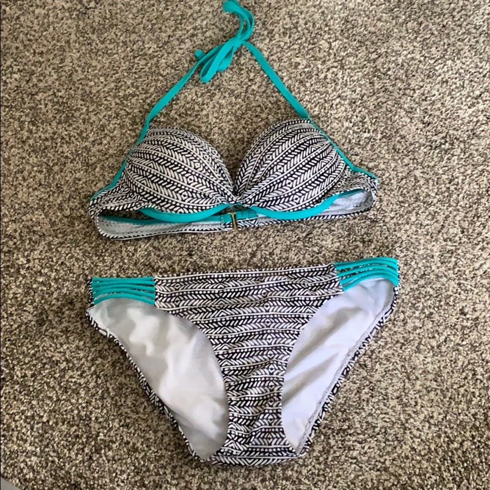 Bathing suit